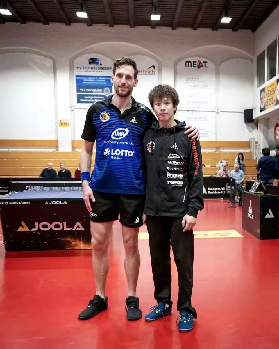 奥地利队逆转瑞典队，林高远点燃赛场