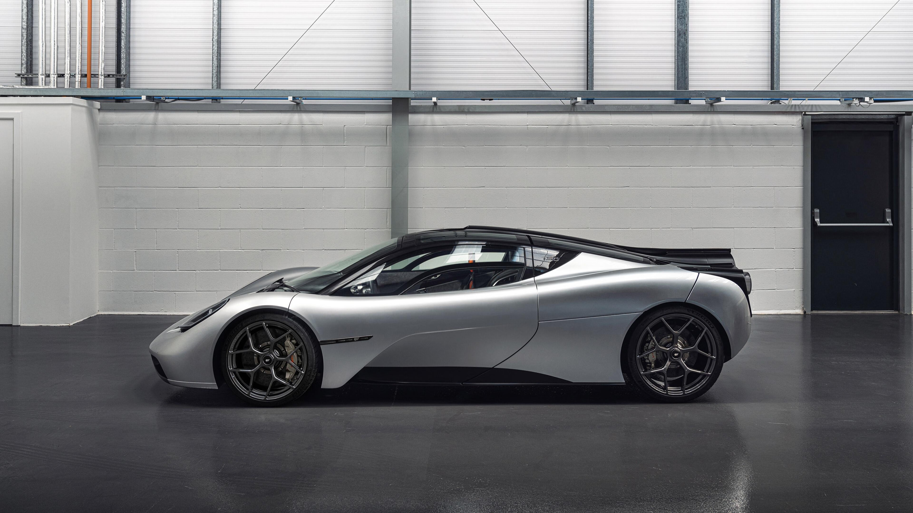 铁血荣光与逆袭意志,记米切尔在洛城夜战中的凤凰涅槃