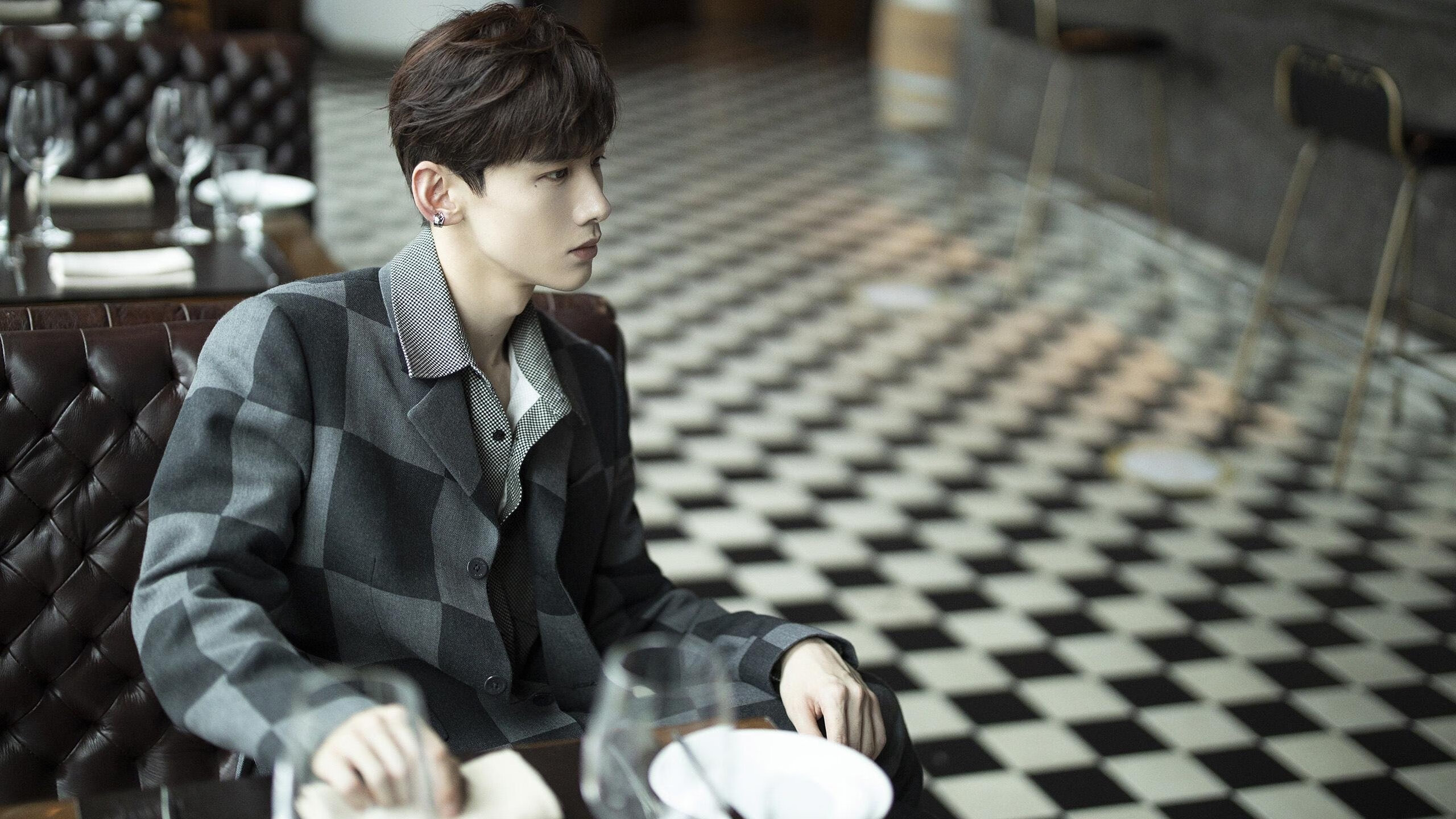 开云体育中国-绿茵赛道，贝林厄姆在玻沙对决中上演F1式终极接管