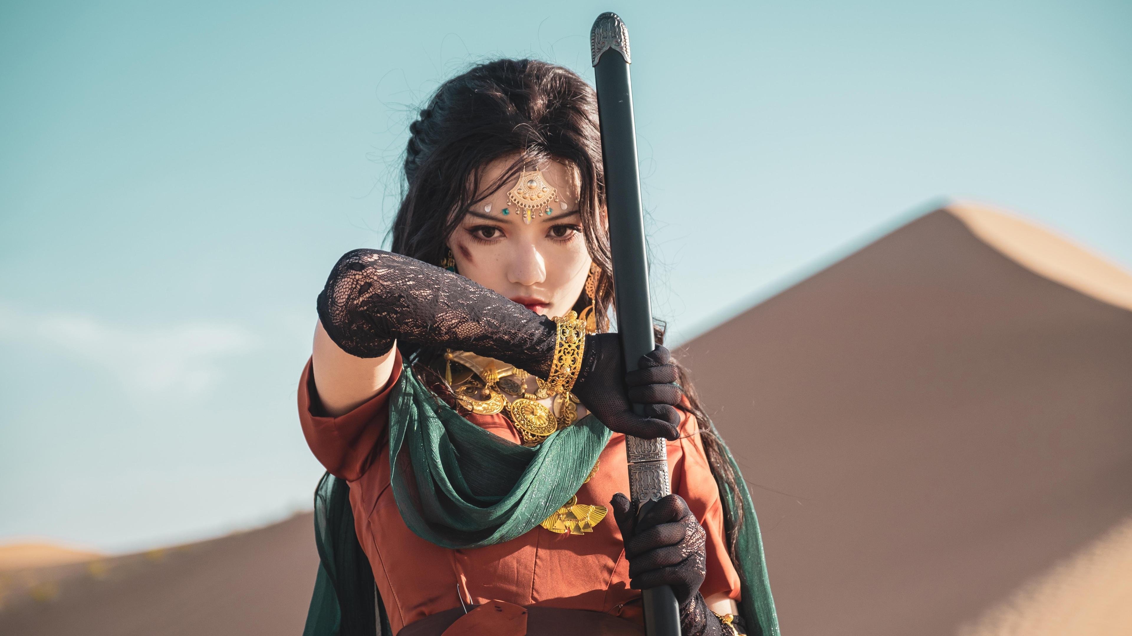 历史之轮转动,当活塞哲学于迈阿密海滩重现,哈登接管世界排名的无声宣言