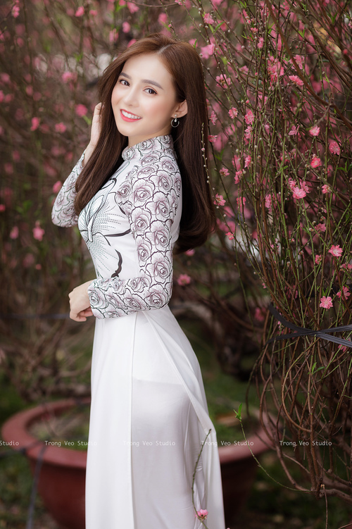 喀麦隆逆袭,非洲雄狮如何在英超争冠战中重压三狮军团